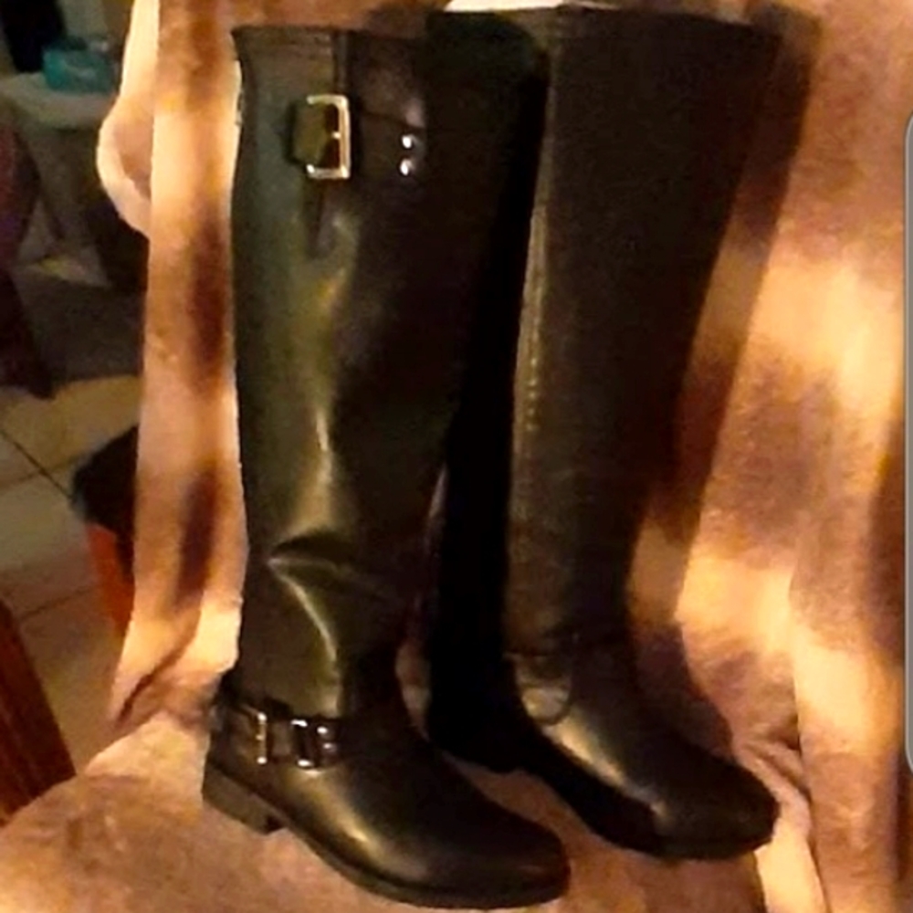 Black knee length Boots-Size 10W
